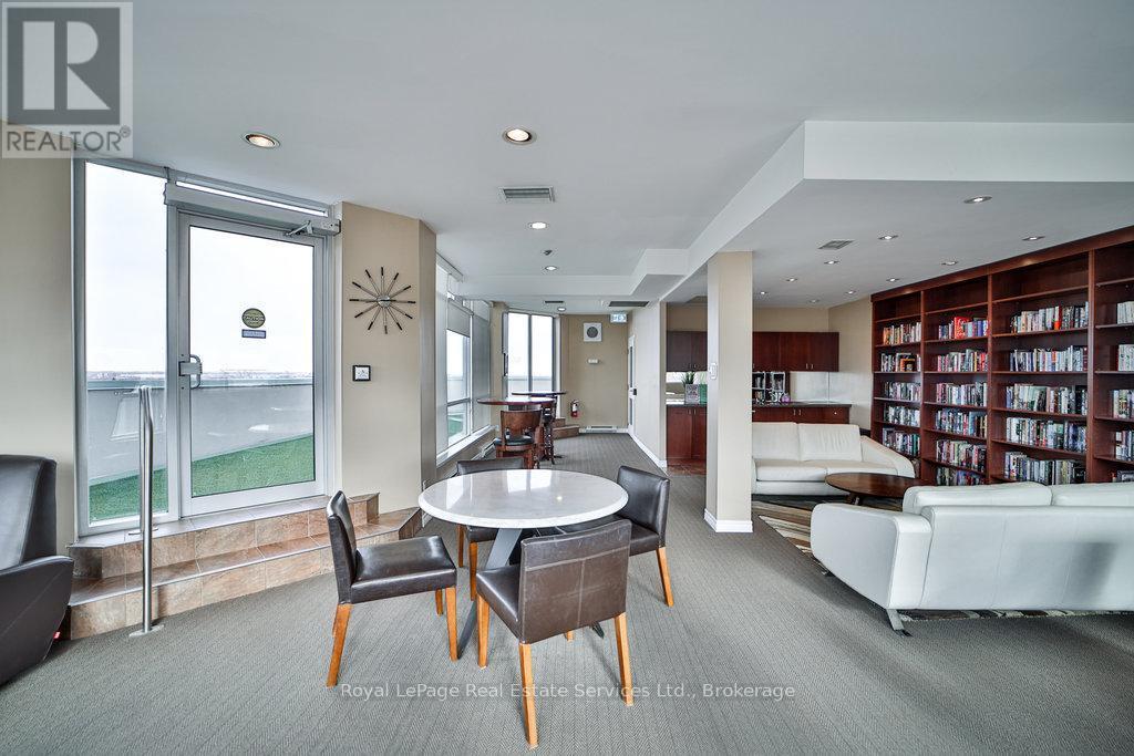 












1208 - 1276 MAPLE CROSSING BOULEVARD W

,
Burlington (Brant),




Ontario
L7S2J9

