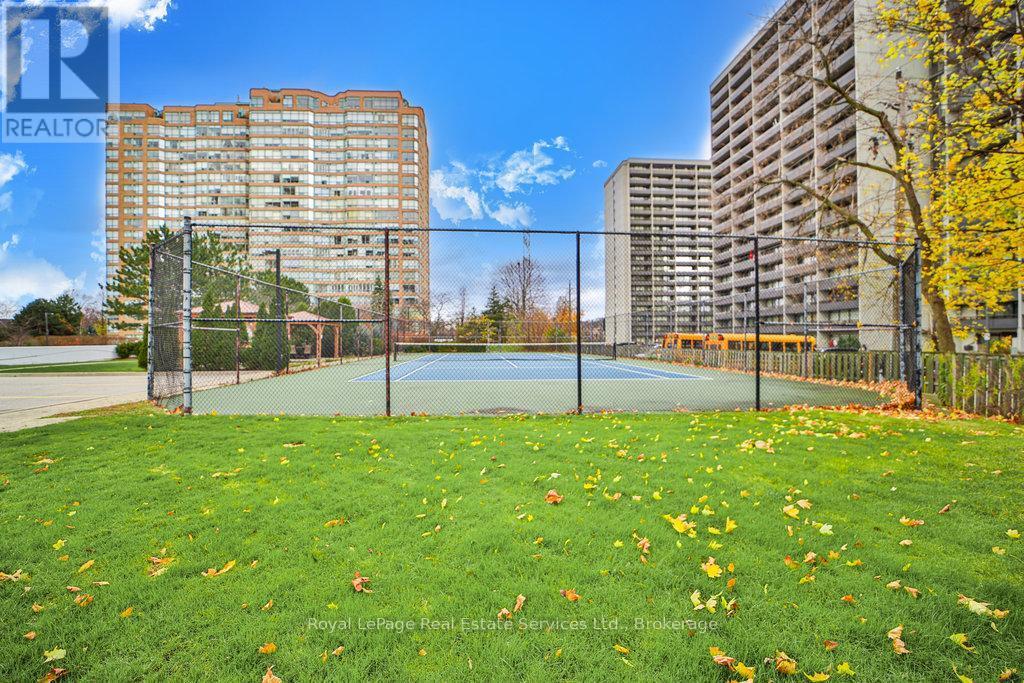 












1208 - 1276 MAPLE CROSSING BOULEVARD W

,
Burlington (Brant),




Ontario
L7S2J9

