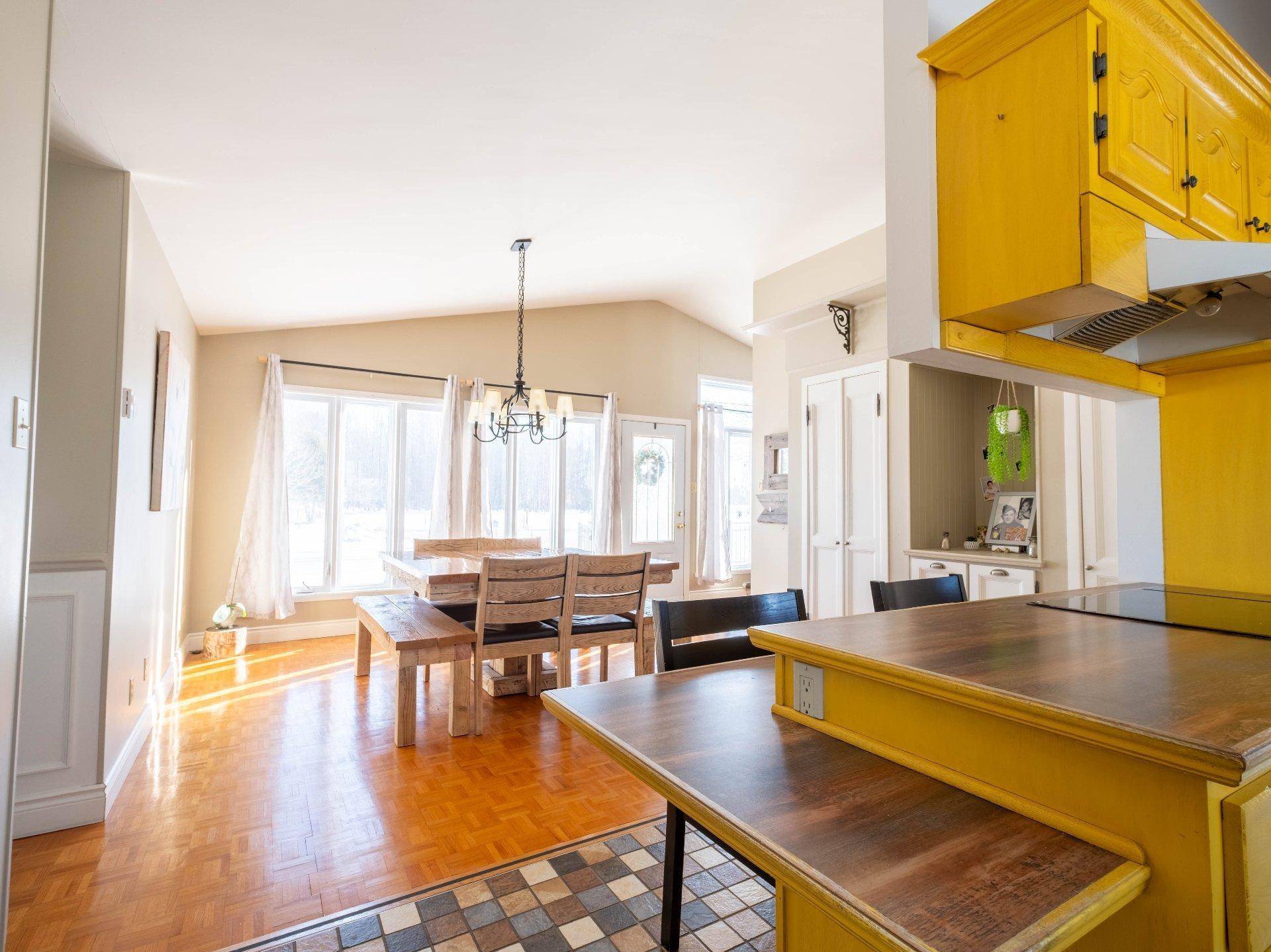 









320


Rg Sud

,
Sainte-Victoire-de-Sorel,




QC
J0G1T0

