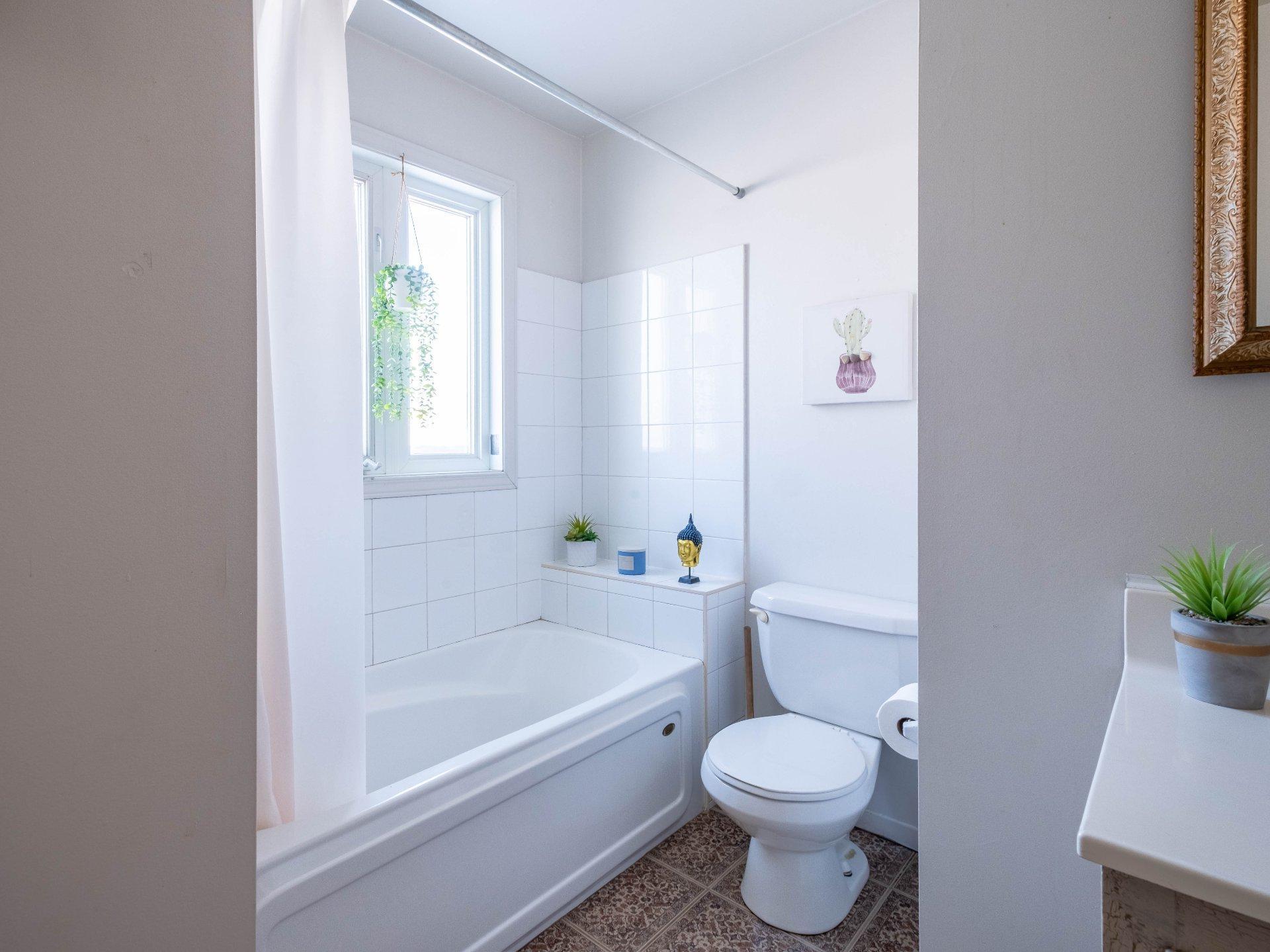 









320


Rg Sud

,
Sainte-Victoire-de-Sorel,




QC
J0G1T0

