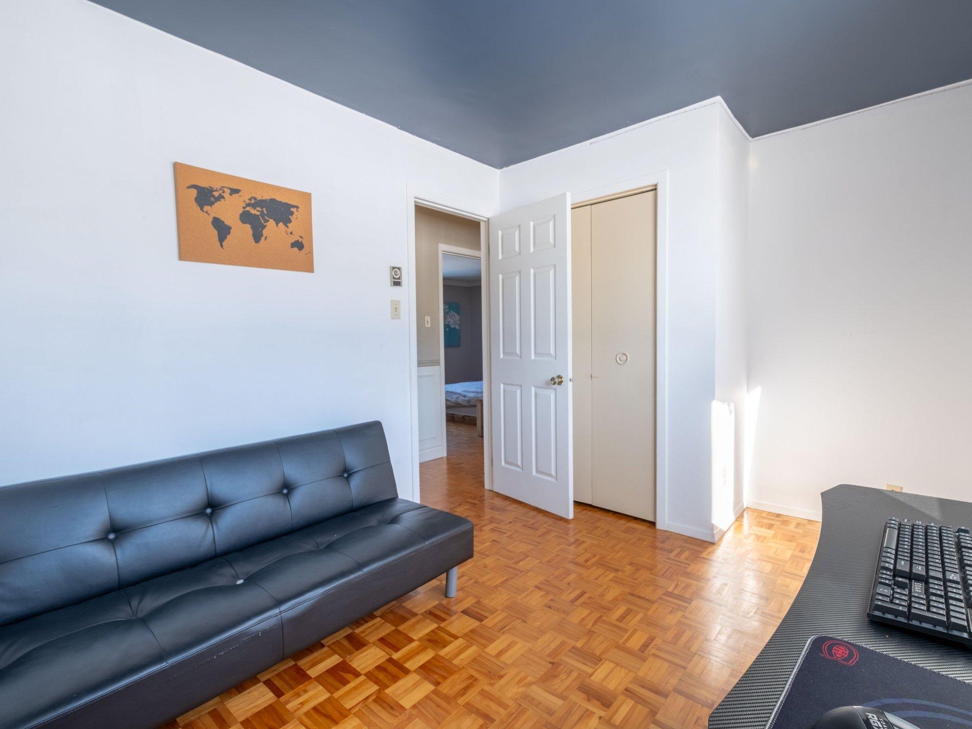 









320


Rg Sud

,
Sainte-Victoire-de-Sorel,




QC
J0G1T0

