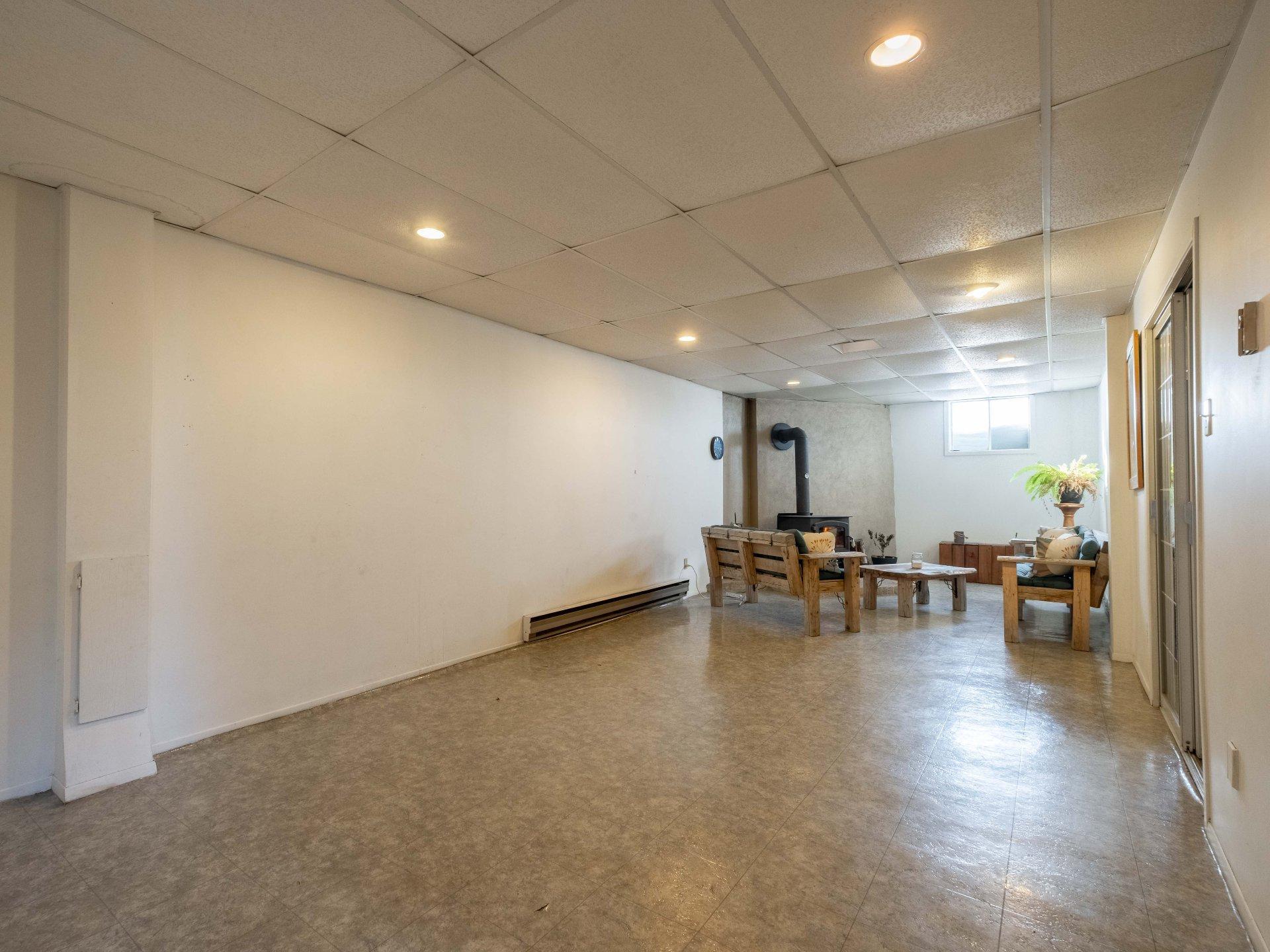 









320


Rg Sud

,
Sainte-Victoire-de-Sorel,




QC
J0G1T0

