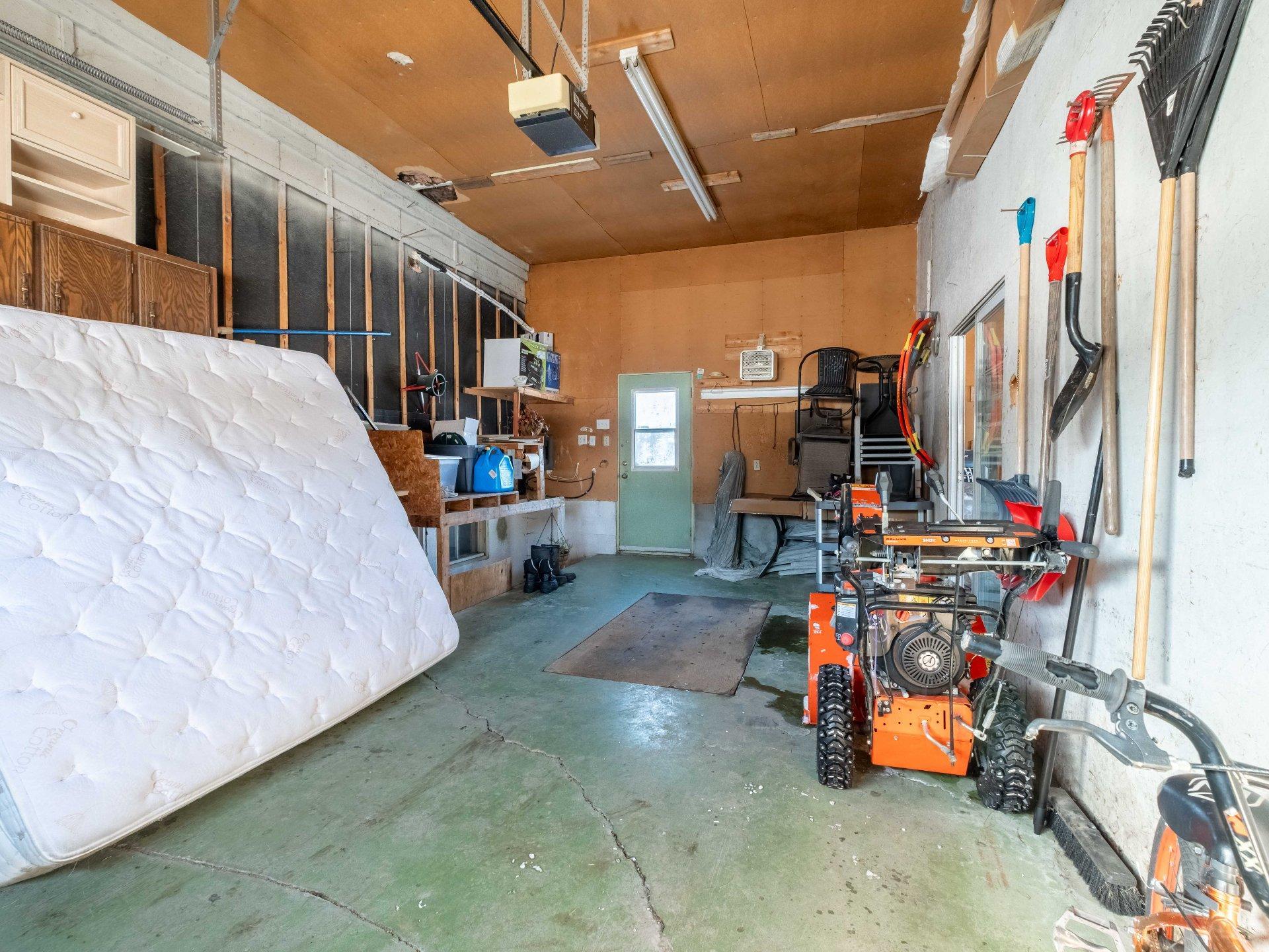 









320


Rg Sud

,
Sainte-Victoire-de-Sorel,




QC
J0G1T0

