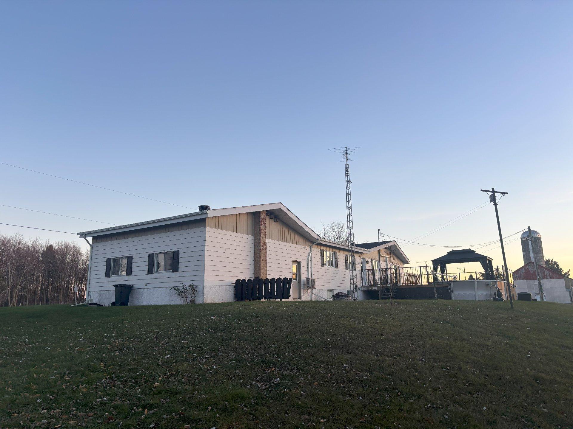 









320


Rg Sud

,
Sainte-Victoire-de-Sorel,




QC
J0G1T0

