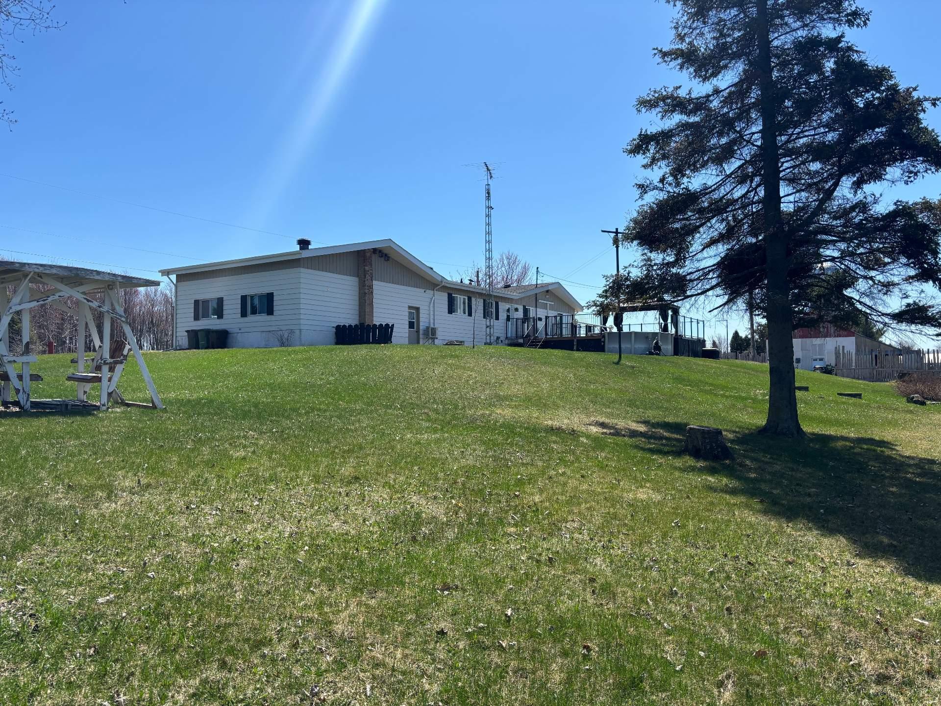 









320


Rg Sud

,
Sainte-Victoire-de-Sorel,




QC
J0G1T0

