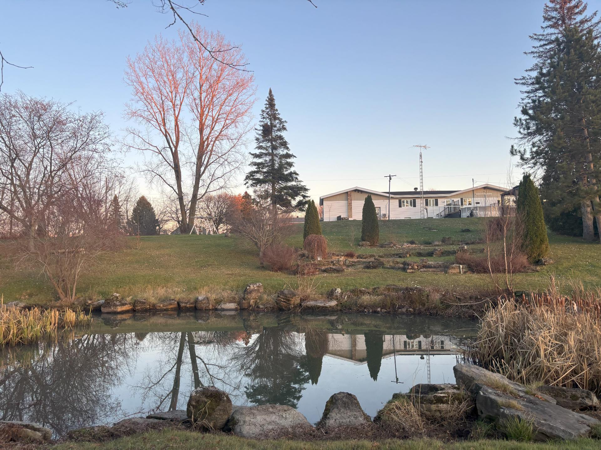 









320


Rg Sud

,
Sainte-Victoire-de-Sorel,




QC
J0G1T0

