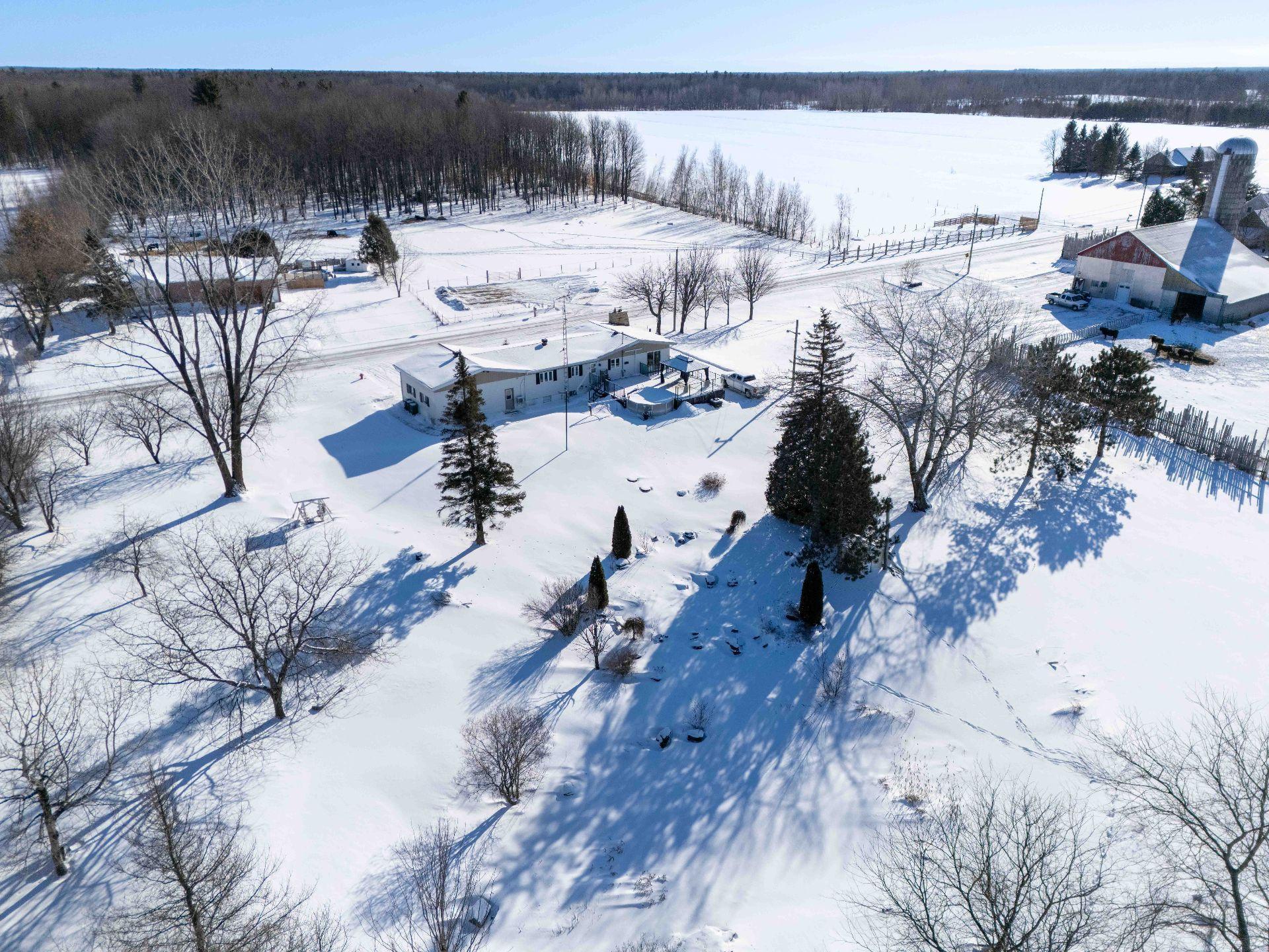 









320


Rg Sud

,
Sainte-Victoire-de-Sorel,




QC
J0G1T0

