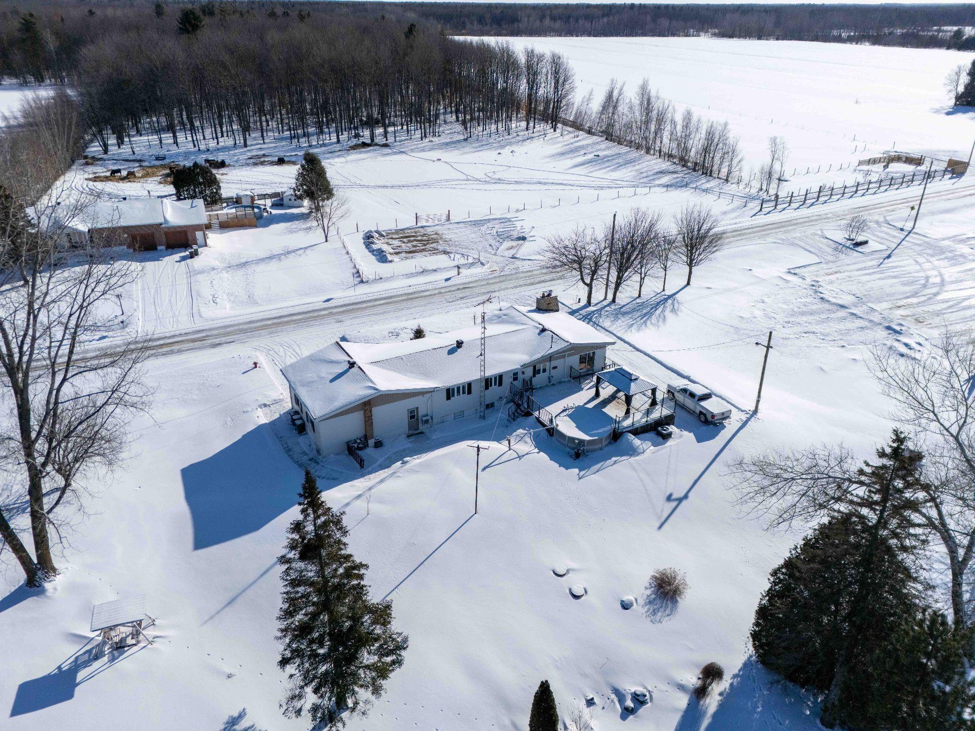 









320


Rg Sud

,
Sainte-Victoire-de-Sorel,




QC
J0G1T0

