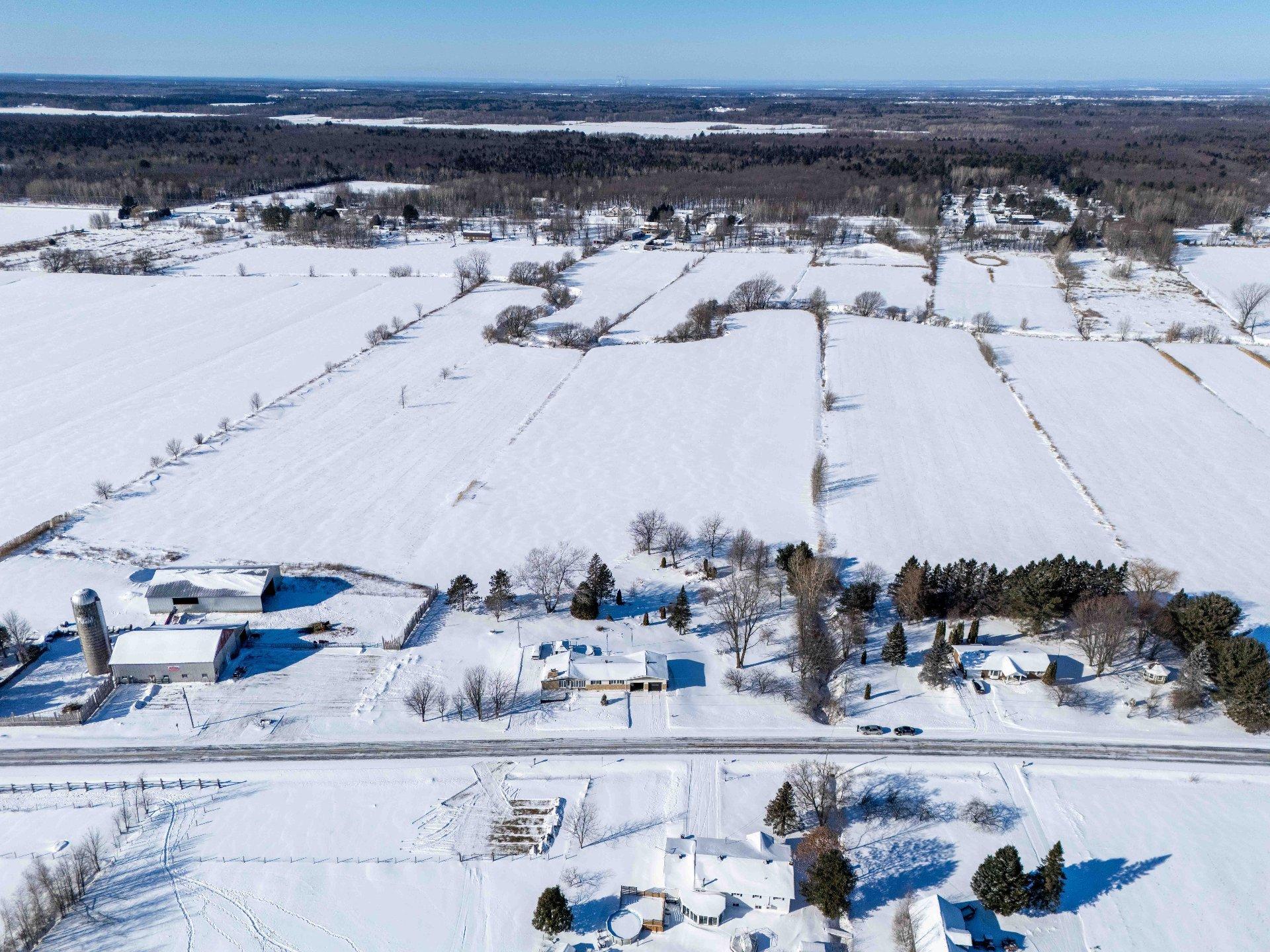 









320


Rg Sud

,
Sainte-Victoire-de-Sorel,




QC
J0G1T0

