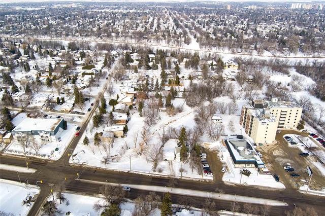 









6021


Roblin

BLVD,
Winnipeg,




MB
R2E 1H3

