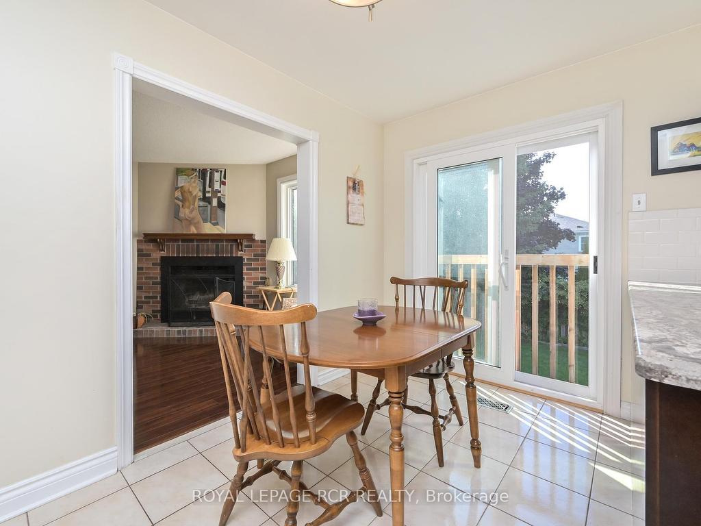 









202


Edenwood

Crescent,
Orangeville,




ON
L9W 4M9


