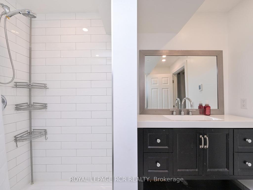 









202


Edenwood

Crescent,
Orangeville,




ON
L9W 4M9

