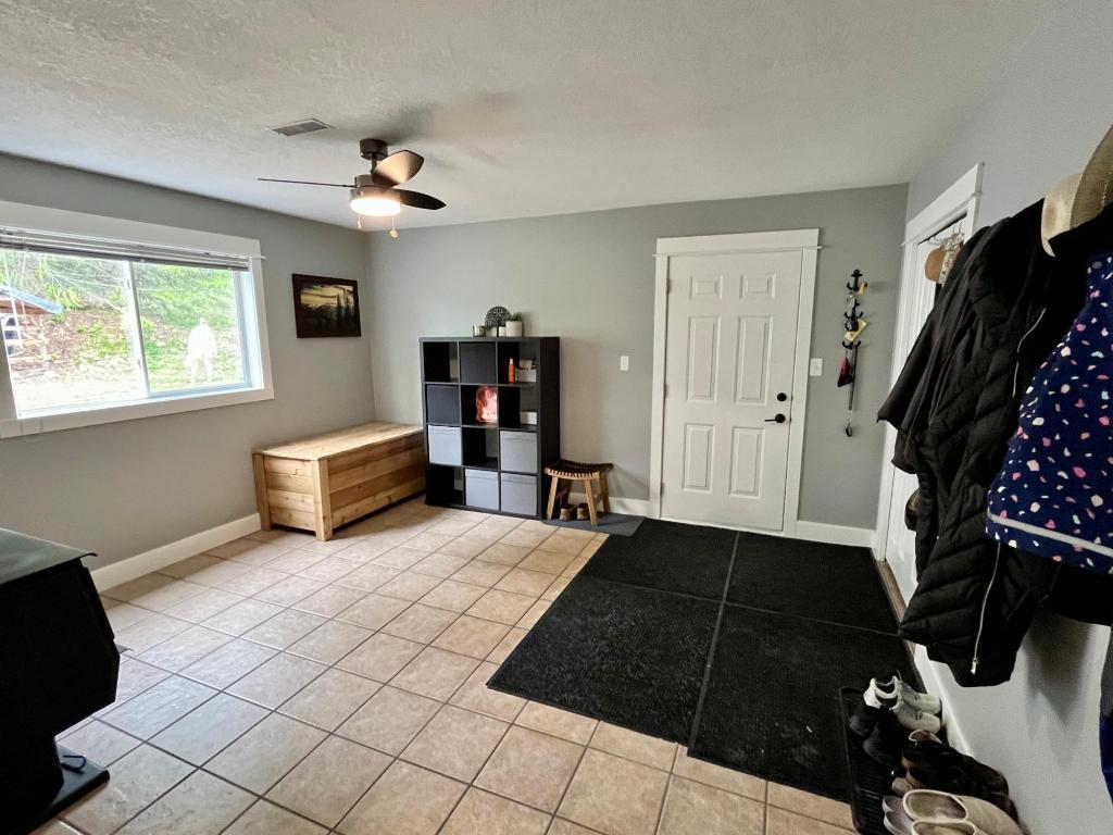 









185


DONNELLYS

Road,
Nakusp,




BC
V0G 1R1

