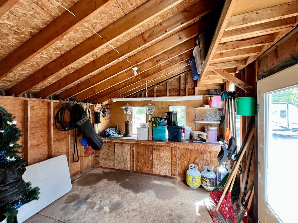 









185


DONNELLYS

Road,
Nakusp,




BC
V0G 1R1

