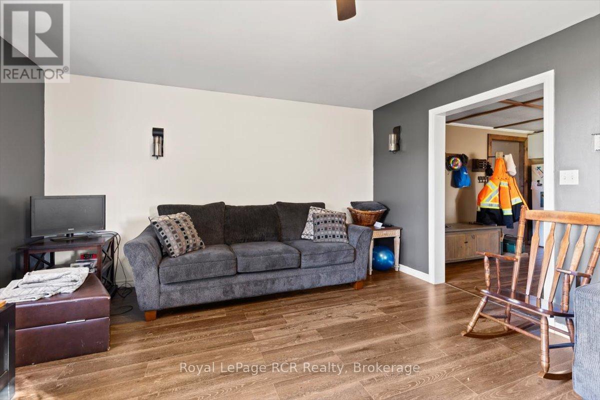 












103701 SOUTHGATE 10 ROAD

,
Southgate,




Ontario
N0G2L0


