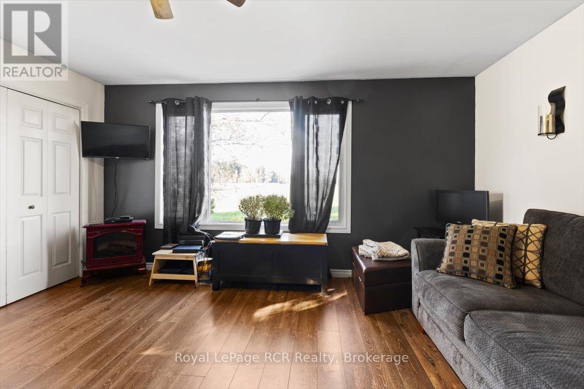 












103701 SOUTHGATE 10 ROAD

,
Southgate,




Ontario
N0G2L0

