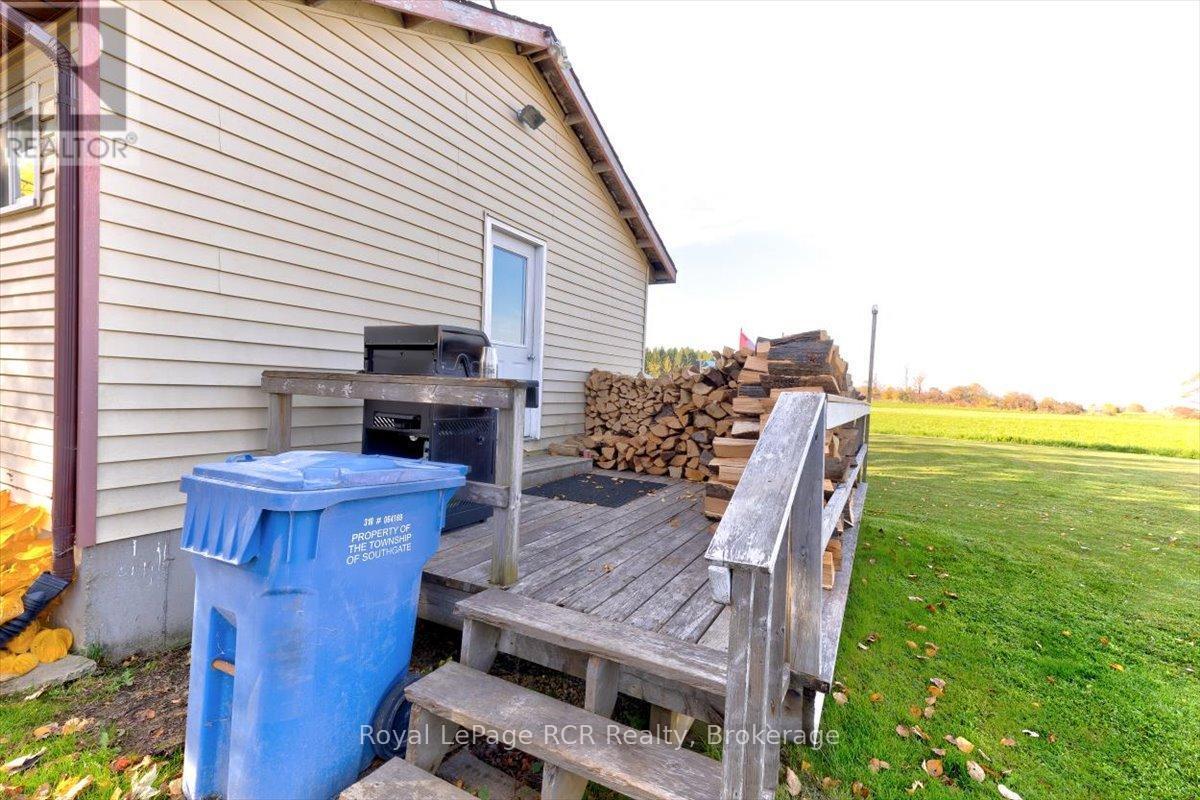 












103701 SOUTHGATE 10 ROAD

,
Southgate,




Ontario
N0G2L0

