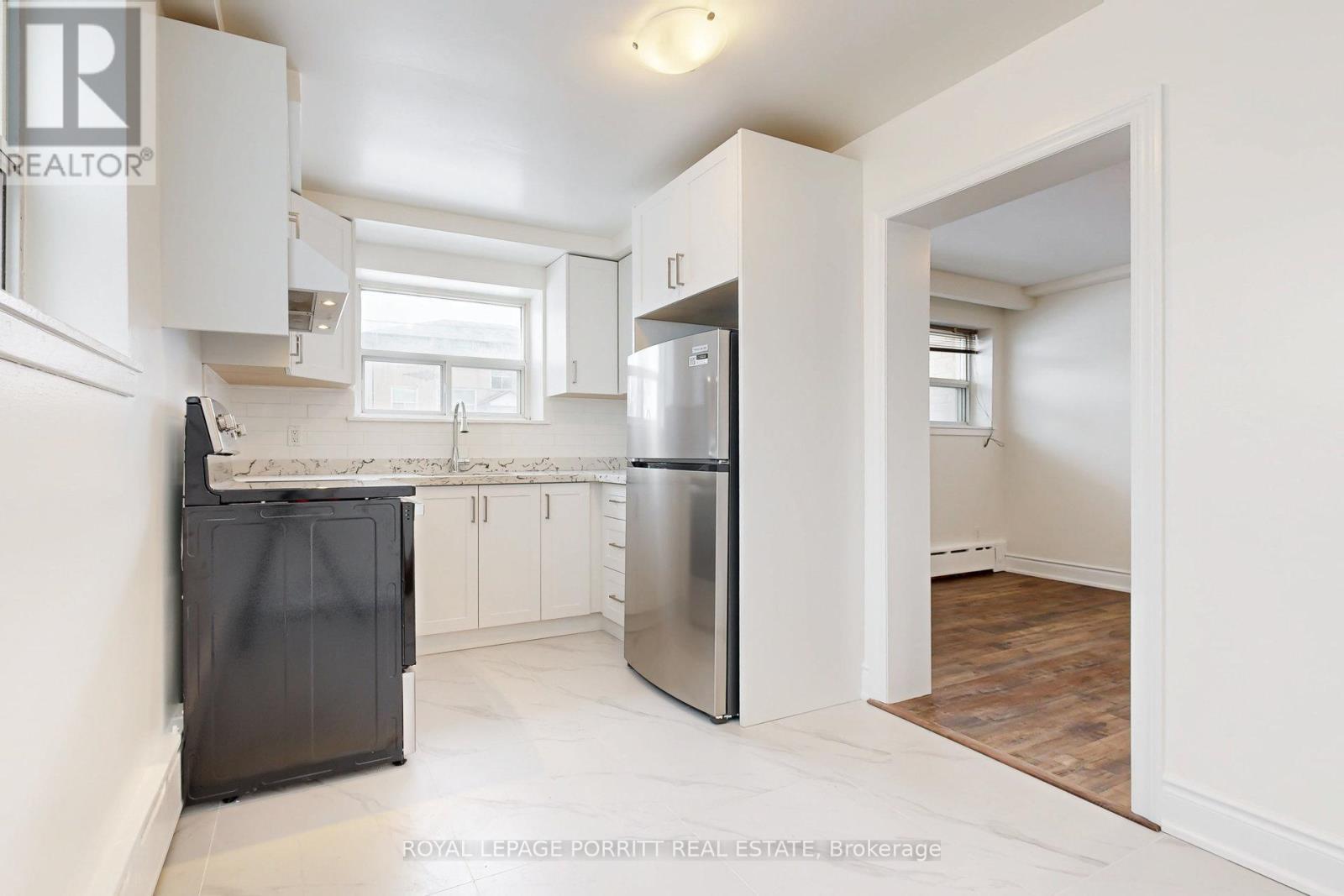 












1 - 149 ALDERBRAE AVENUE

,
Toronto,




Ontario
M8W4K2

