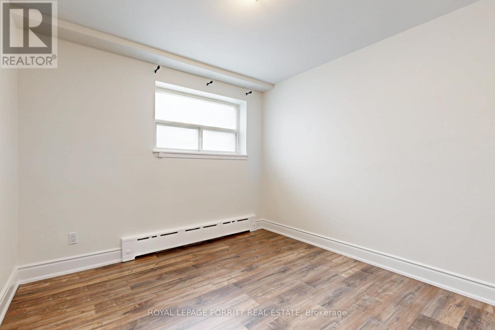 












1 - 149 ALDERBRAE AVENUE

,
Toronto,




Ontario
M8W4K2

