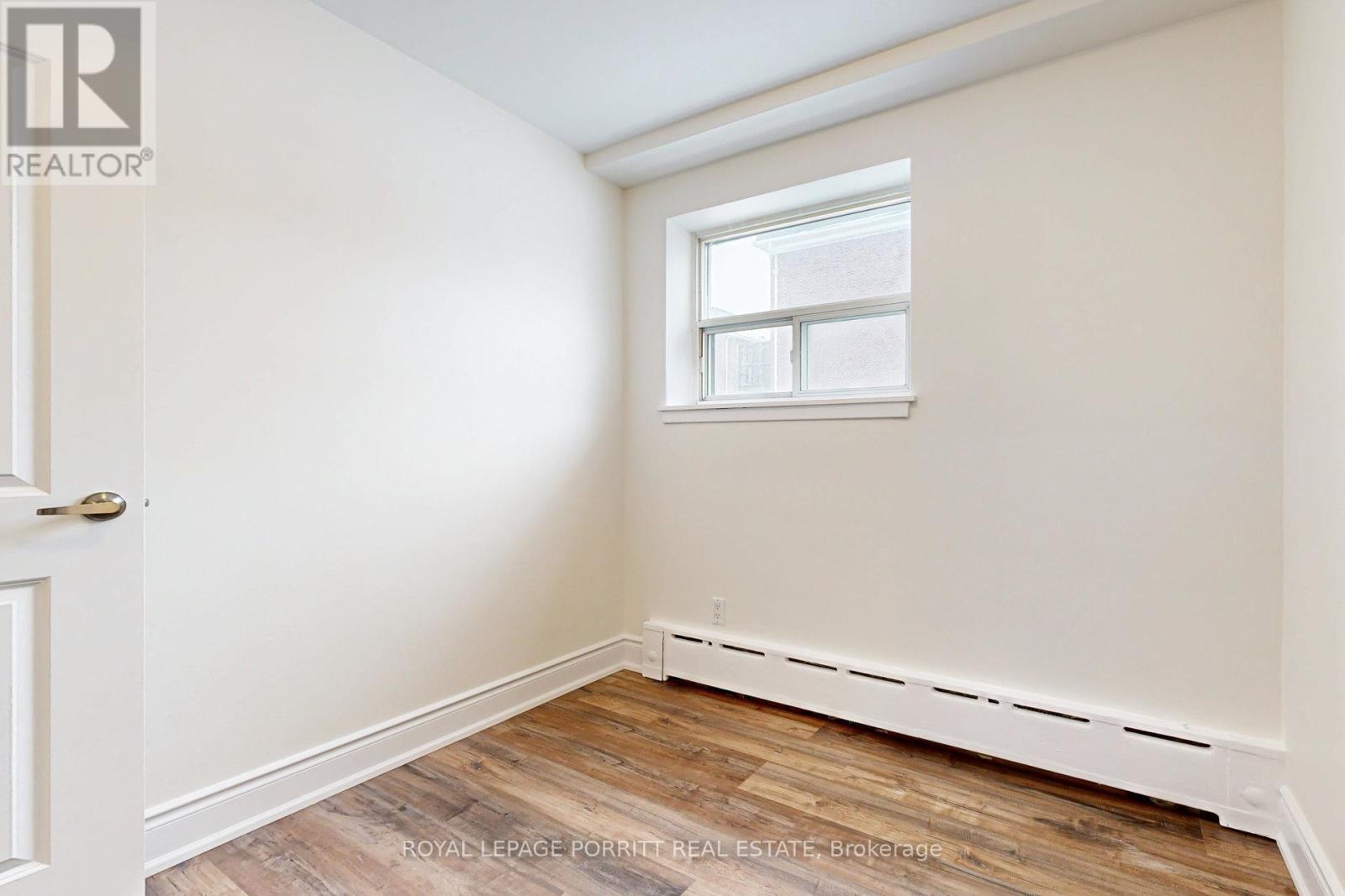 












1 - 149 ALDERBRAE AVENUE

,
Toronto,




Ontario
M8W4K2

