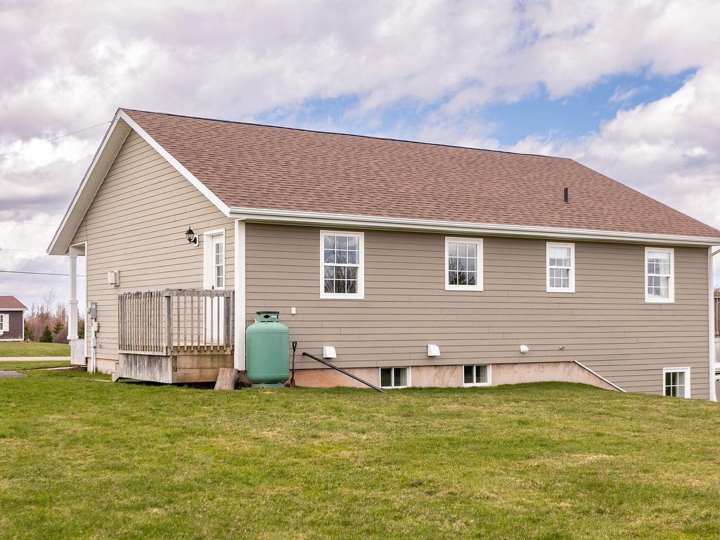 












860 BLOOMING POINT Road

,
Blooming Point,




PE
C0A 1T0

