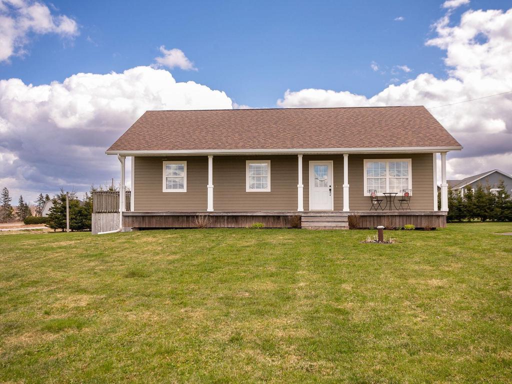 












860 BLOOMING POINT Road

,
Blooming Point,




PE
C0A 1T0


