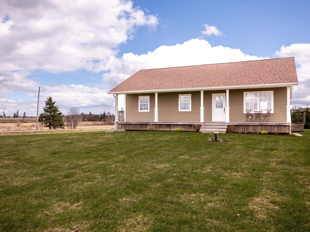 












860 BLOOMING POINT Road

,
Blooming Point,




PE
C0A 1T0

