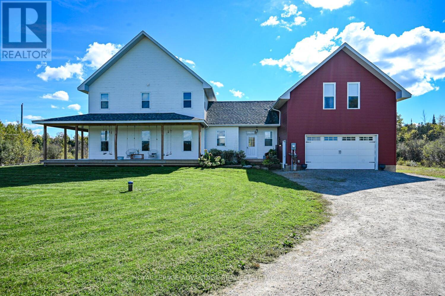 












455 CHURCHILL ROAD

,
Drummond/North Elmsley,




Ontario
K7A4S4

