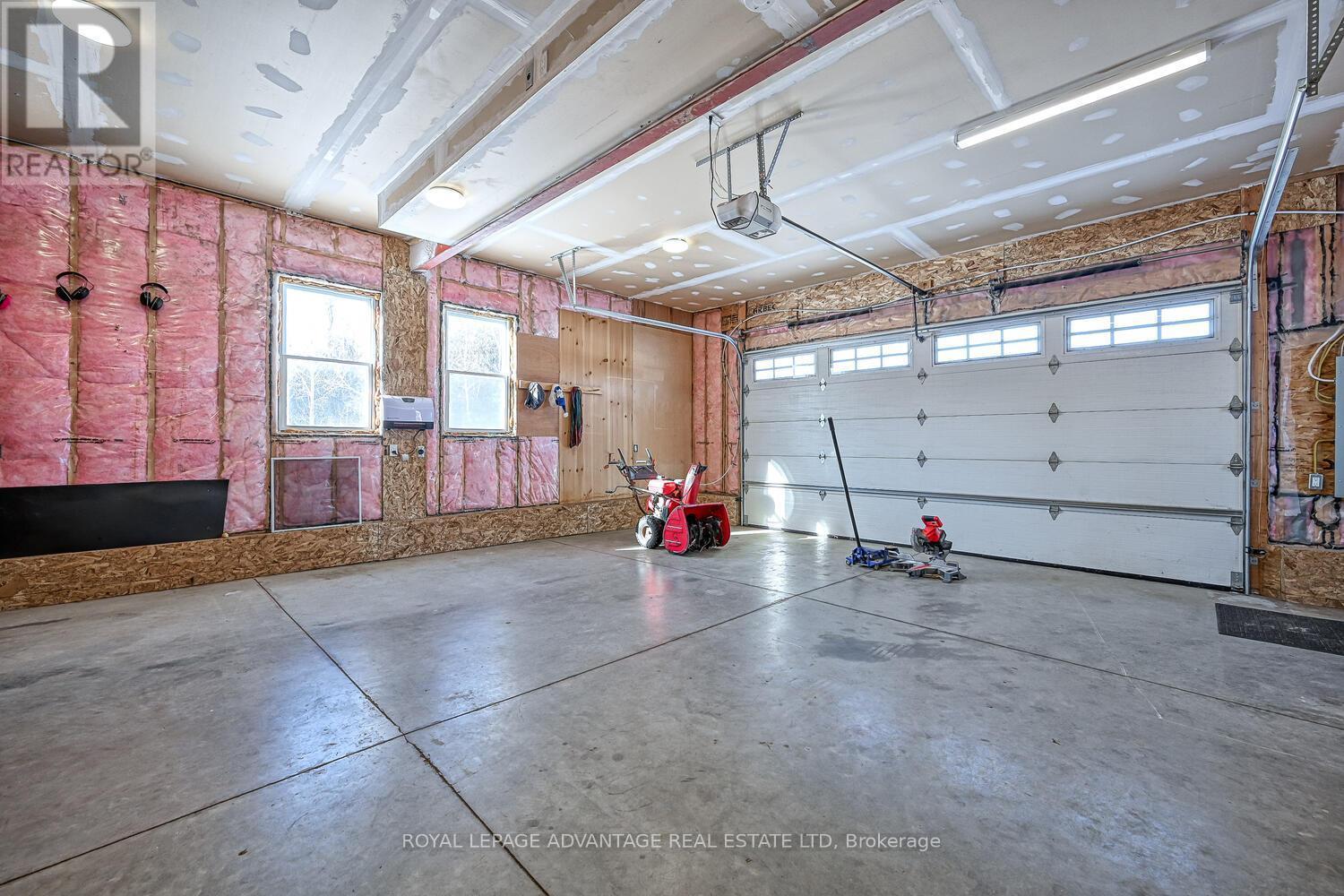












455 CHURCHILL ROAD

,
Drummond/North Elmsley,




Ontario
K7A4S4


