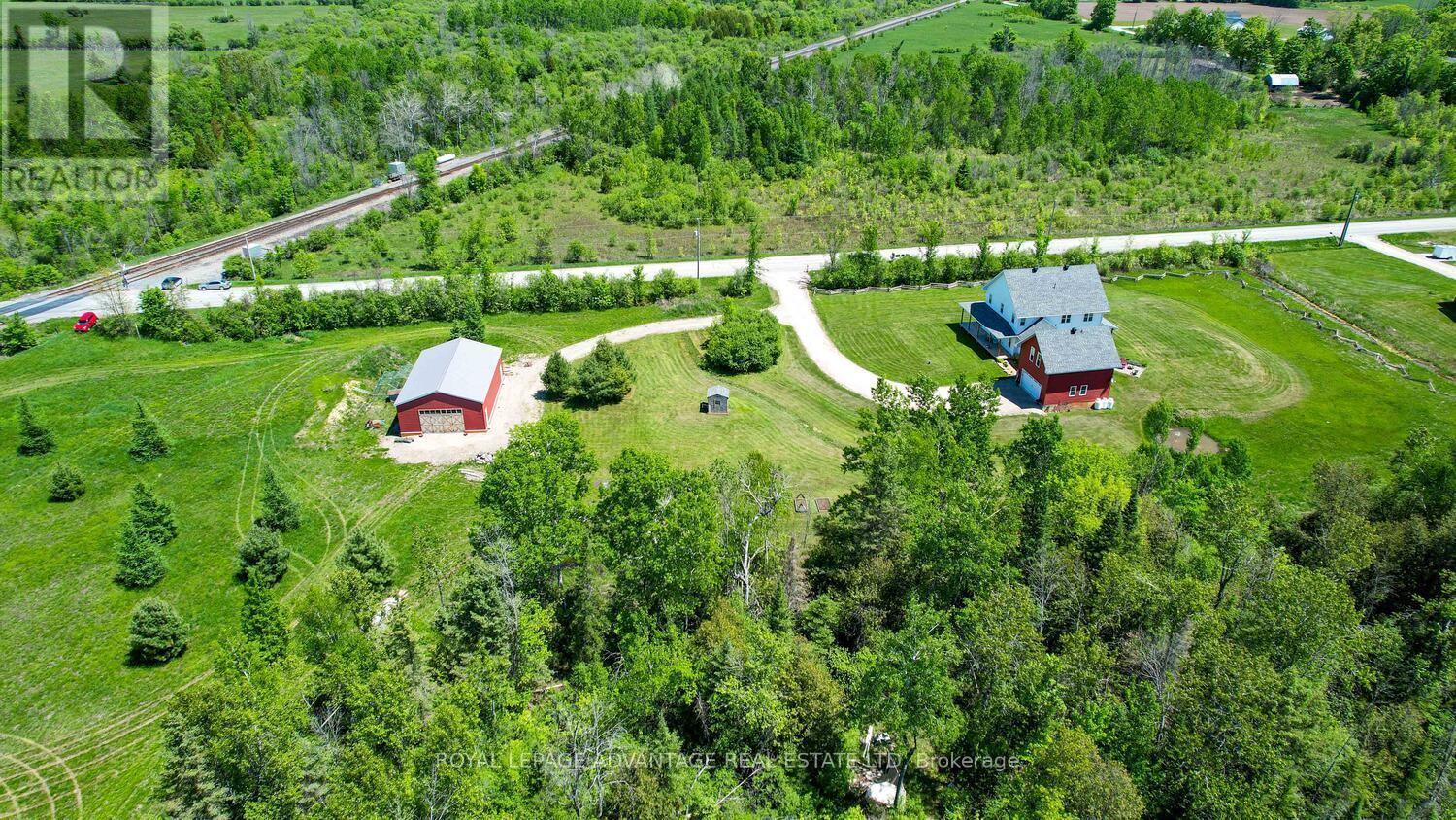












455 CHURCHILL ROAD

,
Drummond/North Elmsley,




Ontario
K7A4S4

