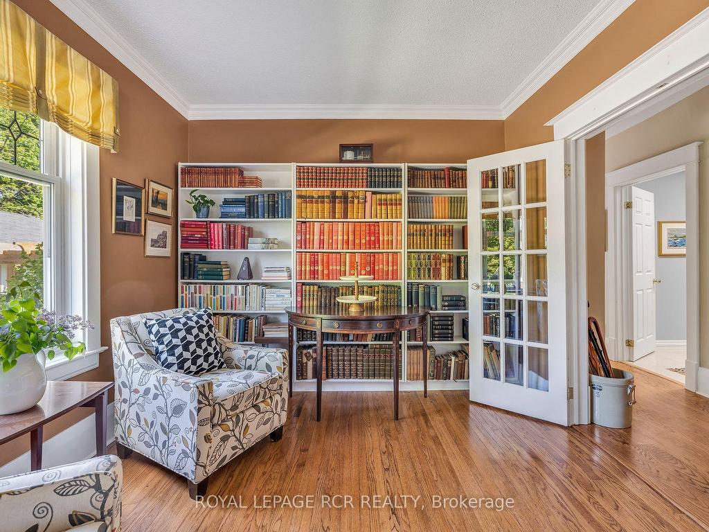 









9


Wellington

Street,
Orangeville,




ON
L9W 2L2

