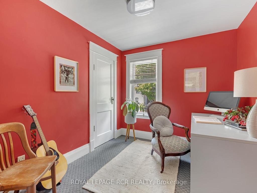 









9


Wellington

Street,
Orangeville,




ON
L9W 2L2

