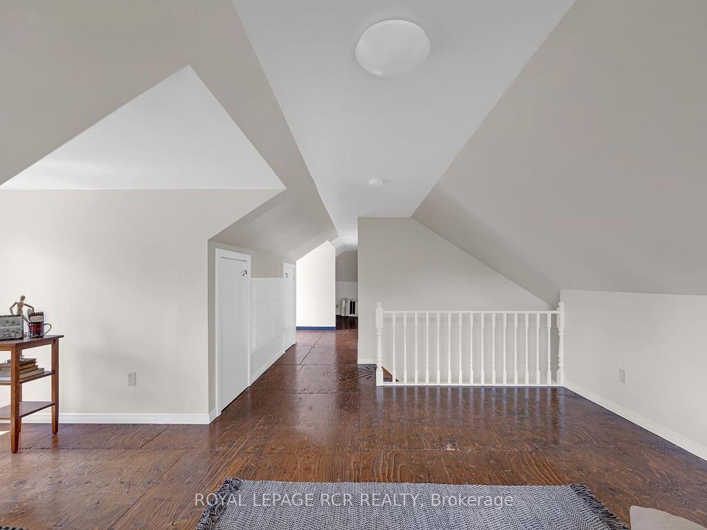









9


Wellington

Street,
Orangeville,




ON
L9W 2L2

