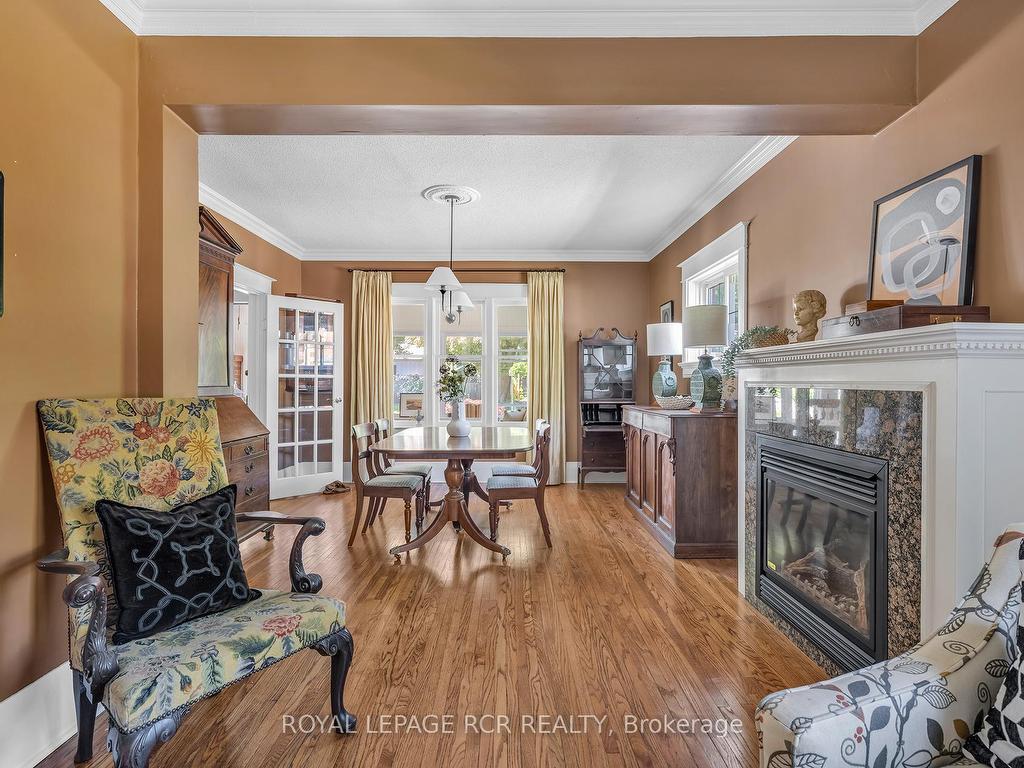 









9


Wellington

Street,
Orangeville,




ON
L9W 2L2

