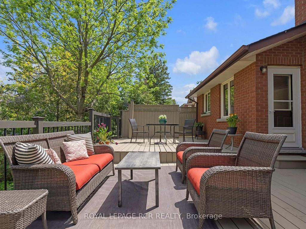 









9


Wellington

Street,
Orangeville,




ON
L9W 2L2

