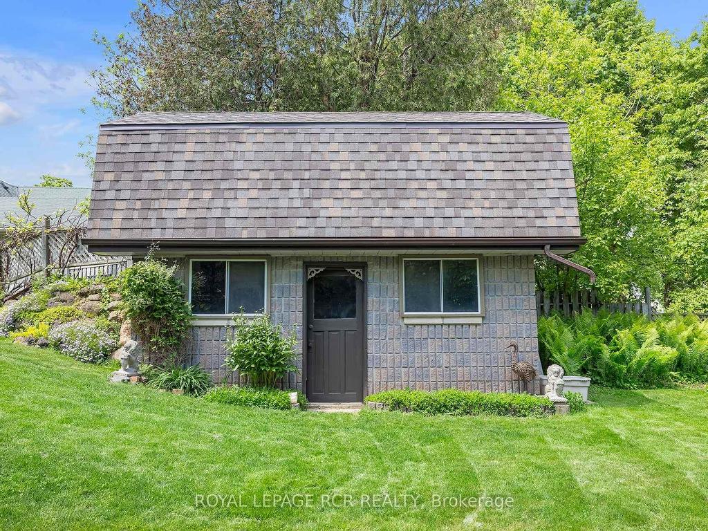 









9


Wellington

Street,
Orangeville,




ON
L9W 2L2

