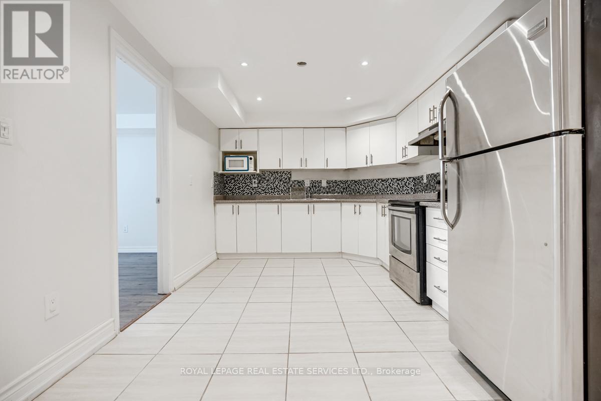 












5444 LONGFORD DRIVE

,
Mississauga,




Ontario
L5M6L4

