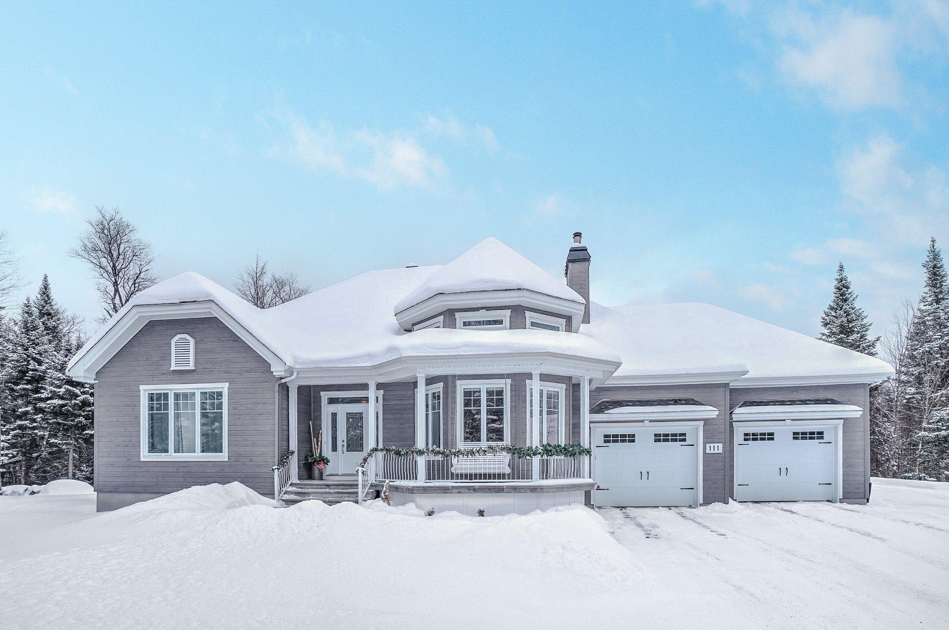 









111


Rue du Joli-Bois

,
Sainte-Marguerite-du-Lac-Masson,




QC
J0T1L0

