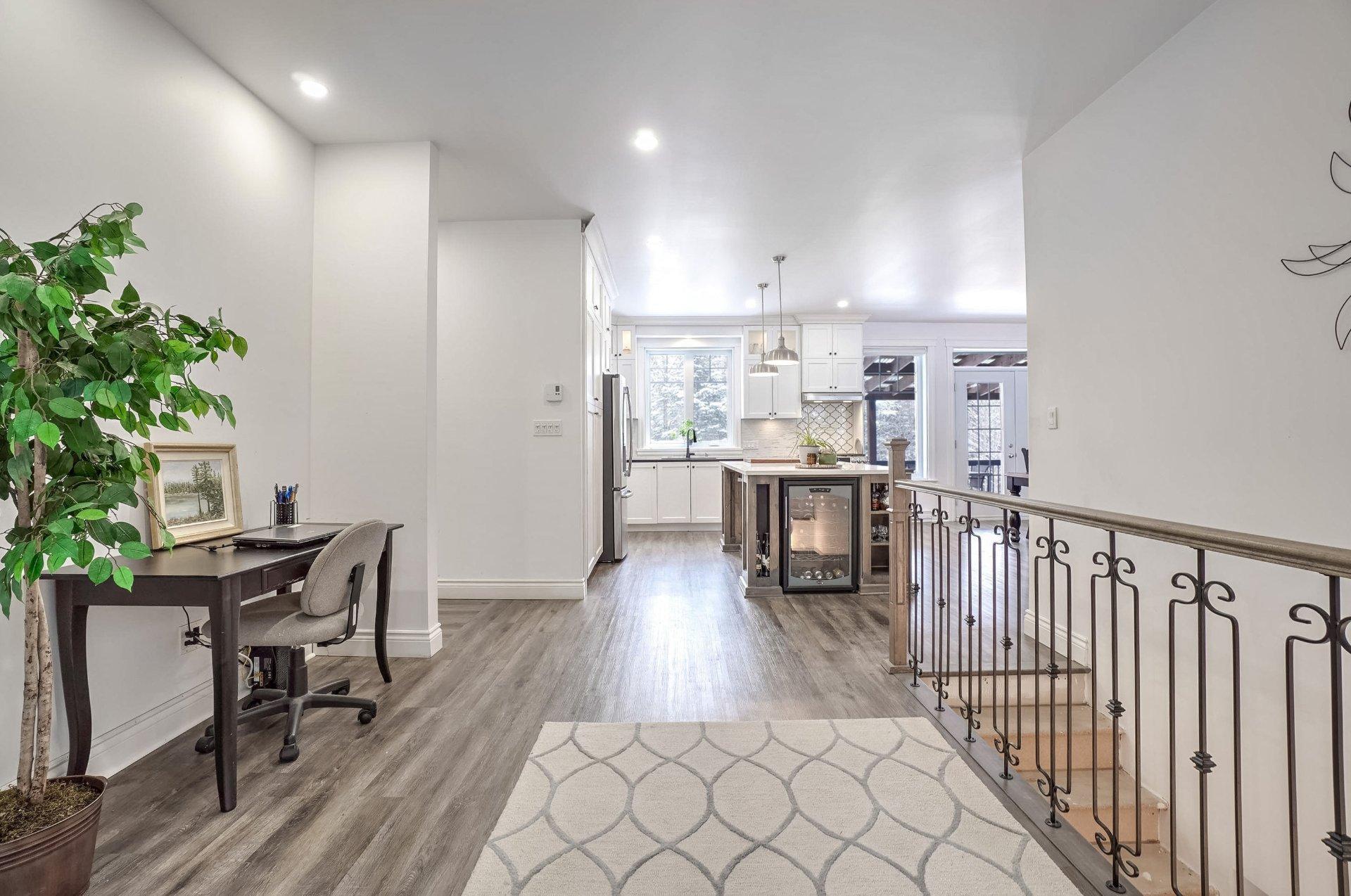 









111


Rue du Joli-Bois

,
Sainte-Marguerite-du-Lac-Masson,




QC
J0T1L0

