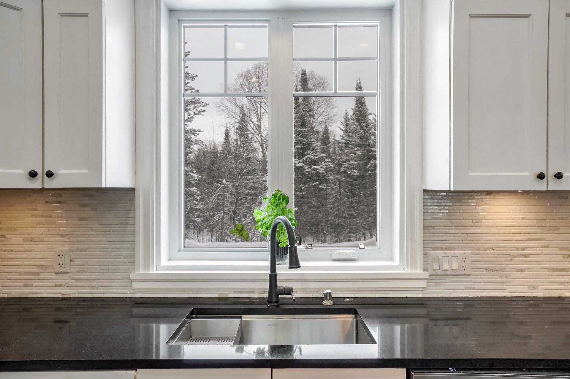 









111


Rue du Joli-Bois

,
Sainte-Marguerite-du-Lac-Masson,




QC
J0T1L0

