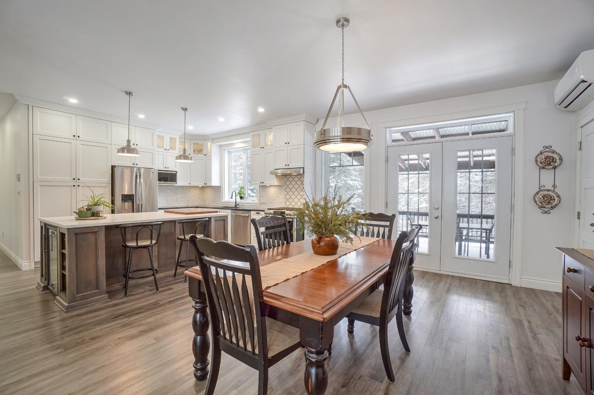 









111


Rue du Joli-Bois

,
Sainte-Marguerite-du-Lac-Masson,




QC
J0T1L0

