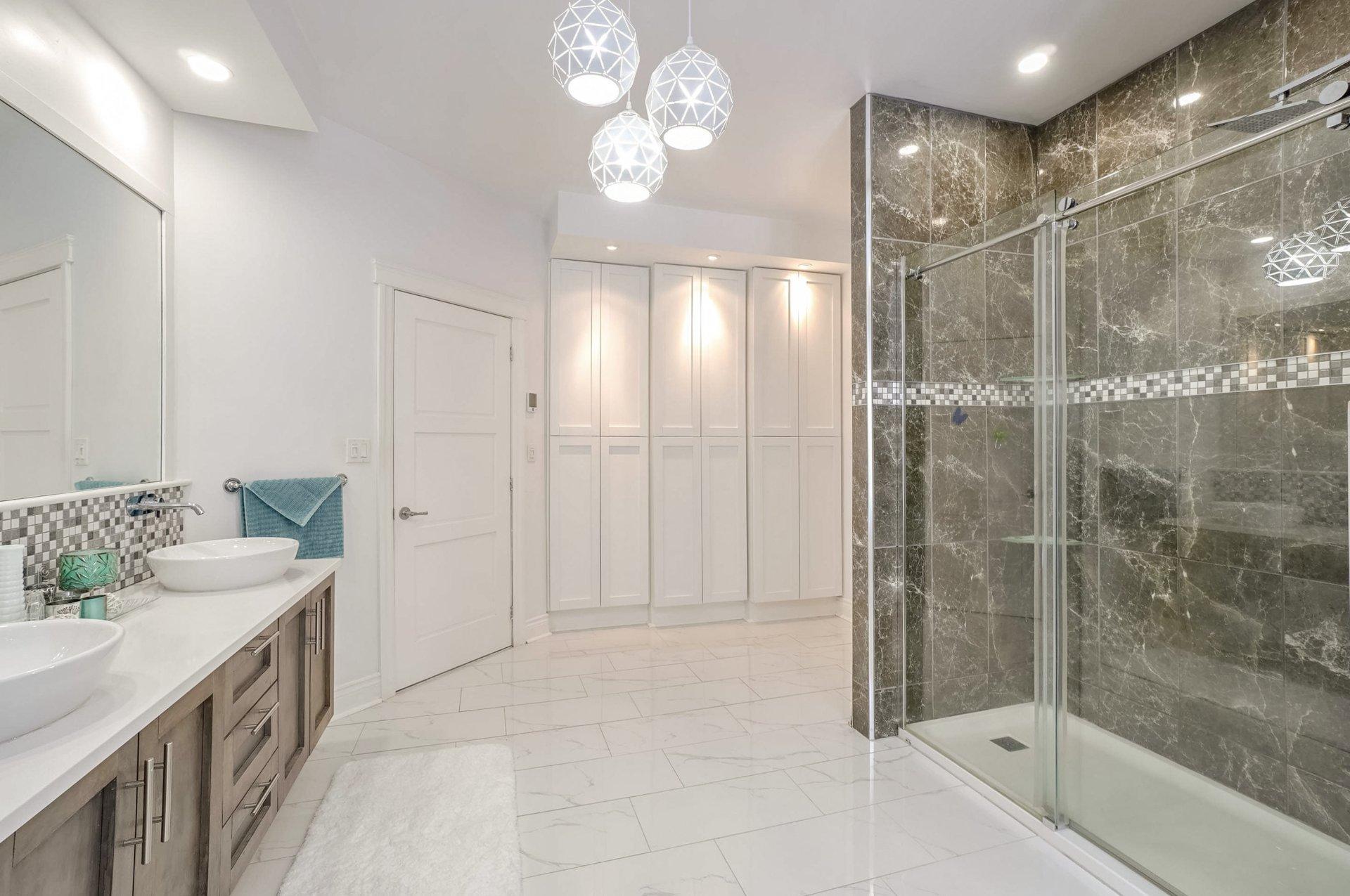 









111


Rue du Joli-Bois

,
Sainte-Marguerite-du-Lac-Masson,




QC
J0T1L0


