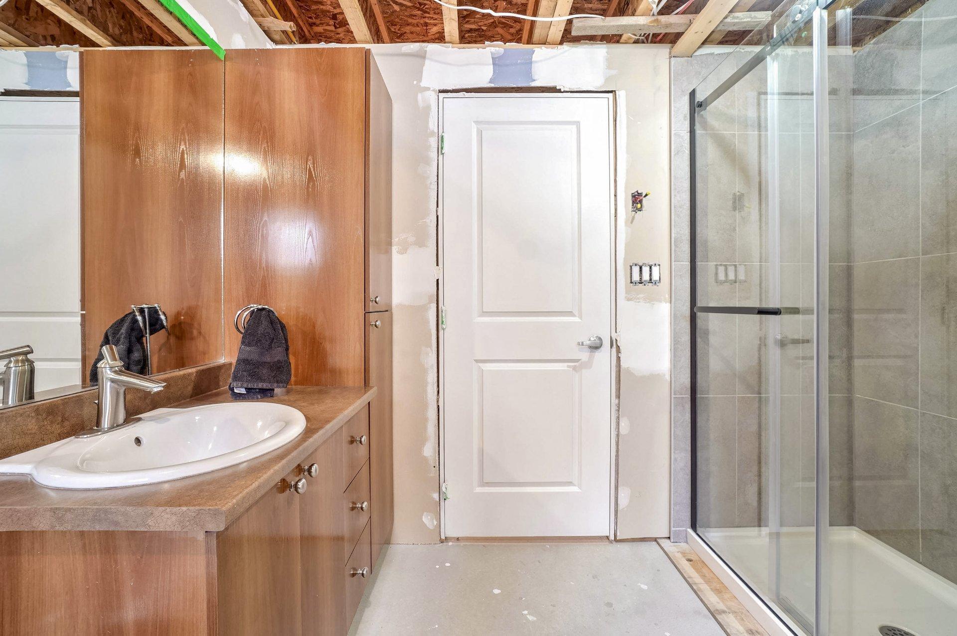 









111


Rue du Joli-Bois

,
Sainte-Marguerite-du-Lac-Masson,




QC
J0T1L0


