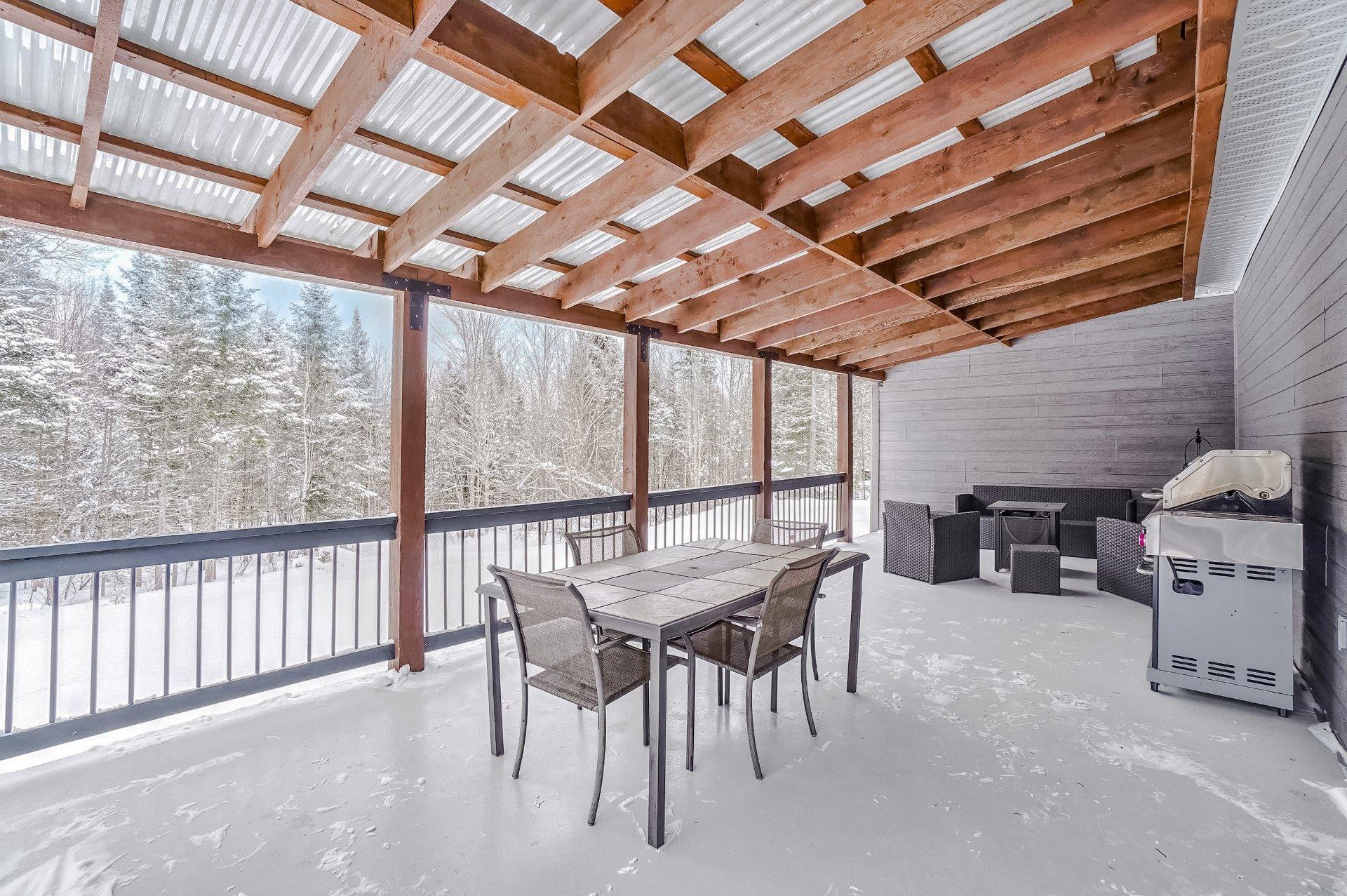 









111


Rue du Joli-Bois

,
Sainte-Marguerite-du-Lac-Masson,




QC
J0T1L0

