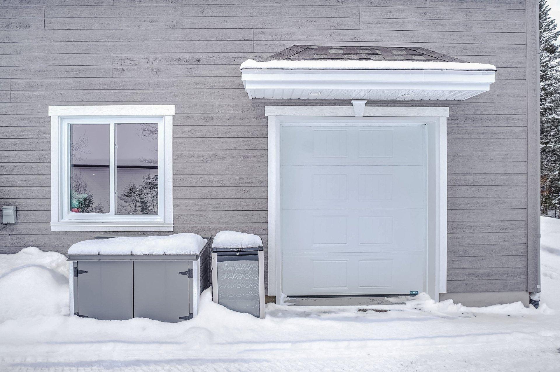 









111


Rue du Joli-Bois

,
Sainte-Marguerite-du-Lac-Masson,




QC
J0T1L0

