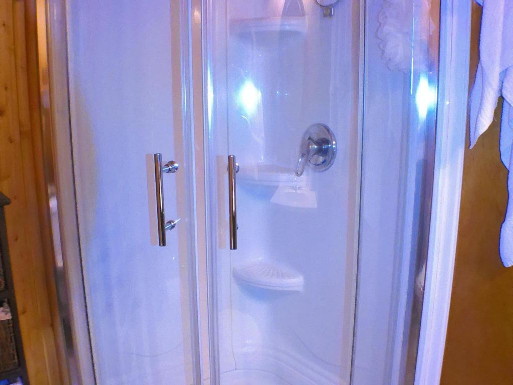 









16


Rue Tortellier

,
Sept-Îles,




QC
G4R4T2

