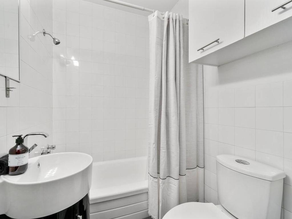 









420


Rue de la Cité

, 306,
Québec (La Cité-Limoilou),




QC
G1K6C1


