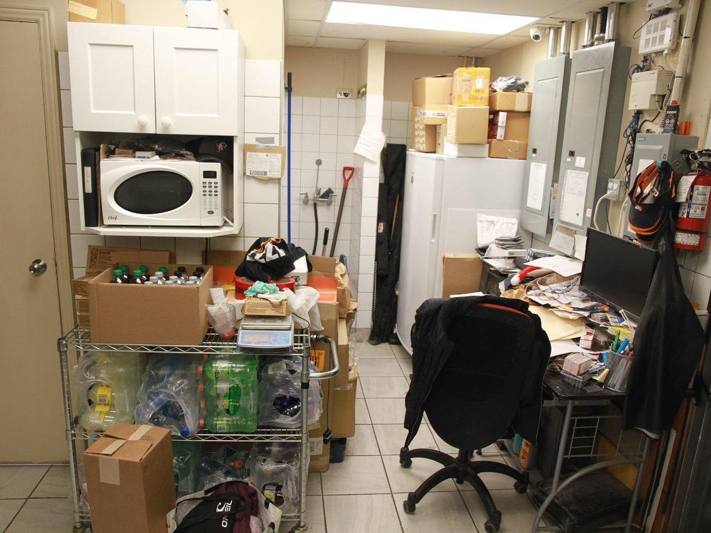 









3085


Ch. Ste-Marie

,
Mascouche,




QC
J7K1P2

