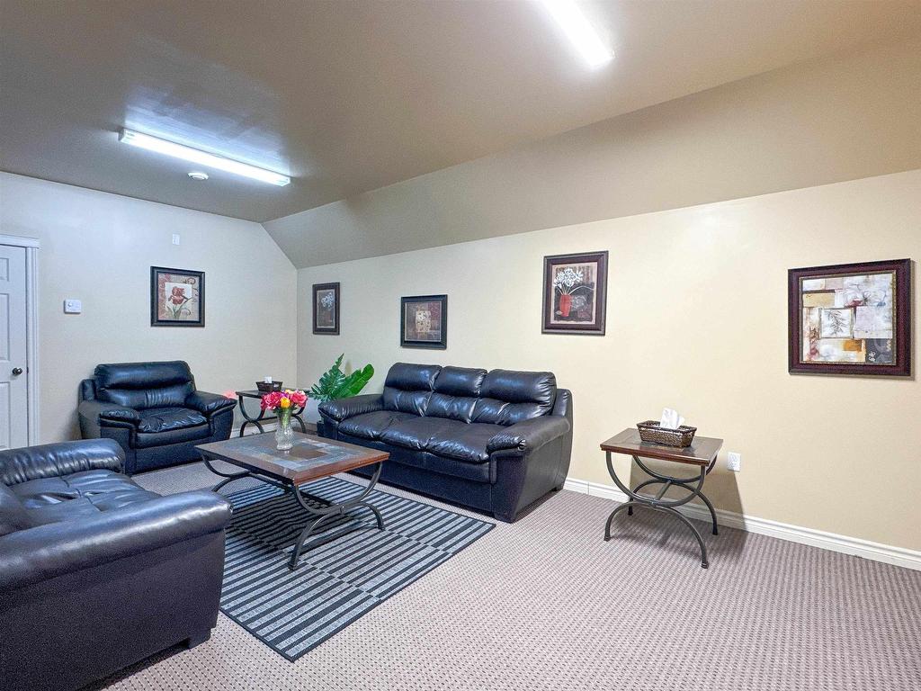 












1 2 Elena Court

,
Charlottetown,




PE
C1C 0B2


