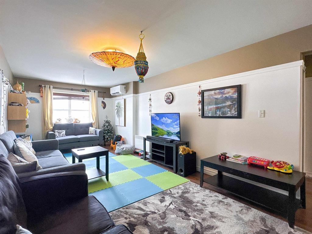 












1 2 Elena Court

,
Charlottetown,




PE
C1C 0B2

